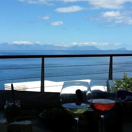 Quarterdeck Holiday Apartment Cape Town Eksteriør bilde