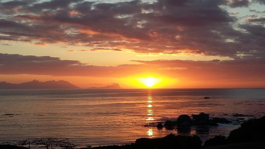 Quarterdeck Holiday Apartment Cape Town Eksteriør bilde